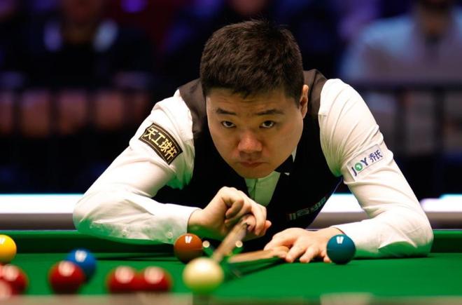 强强对话的 强强对话的