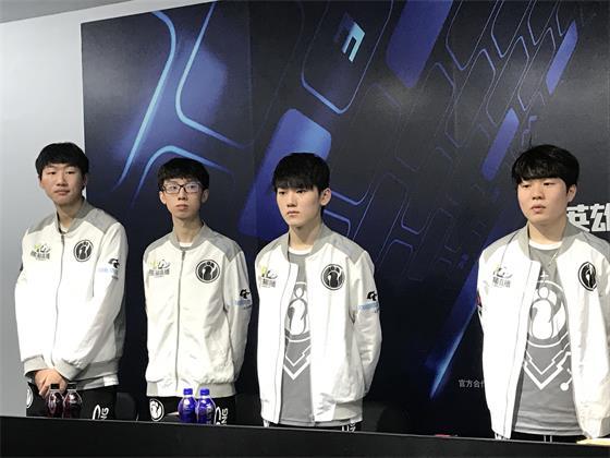 保持无球移 保持无球移